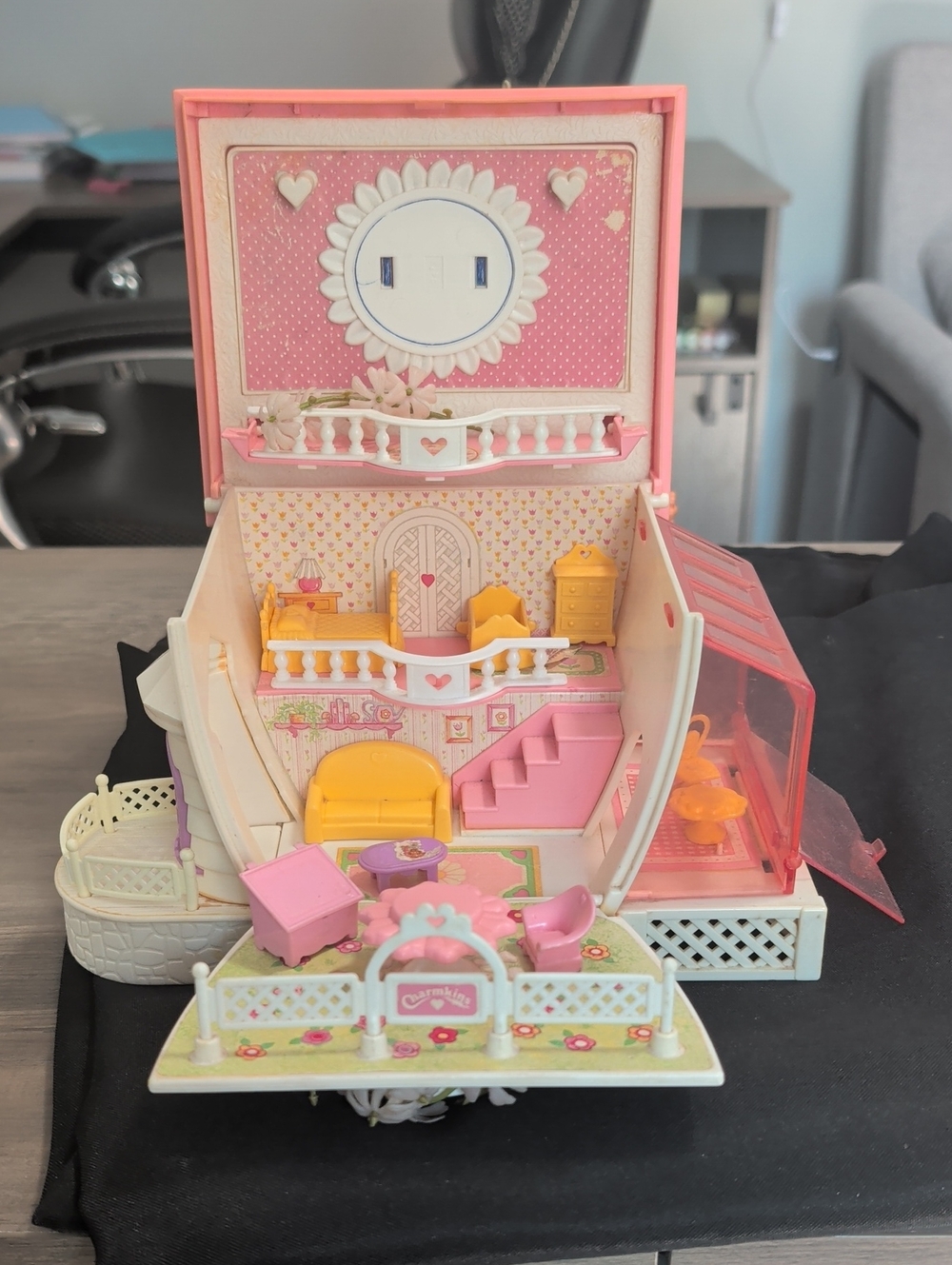 Vintage 1983 Charmkins Jewelry House Garden Playset With Accessories
